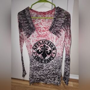 Affliction Long sleeved V-neck shirt